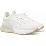 Sneakerhead – Discount up to 50% on lifestyle and sports wear